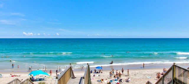 FALL SPECIAL PRICING Beautifully Remodeled Surf City Oceanfront on the beach in Surf City