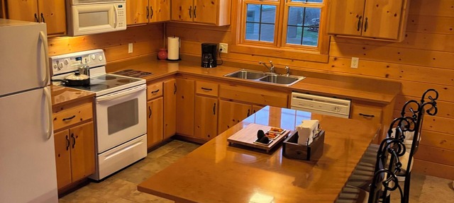 Family Friendly Cabin- 5 Beds in Garrison