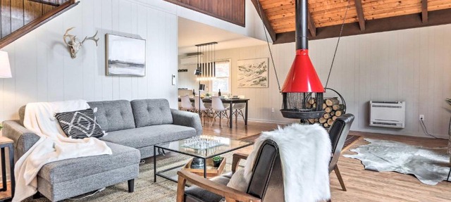 ‘Fireside Lodge:’ A-Frame in Bryce Resort w/Decks in Basye