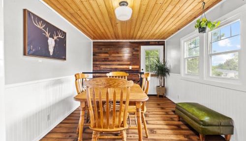 Fishing & Work-Friendly In A Prime Location in Boardman