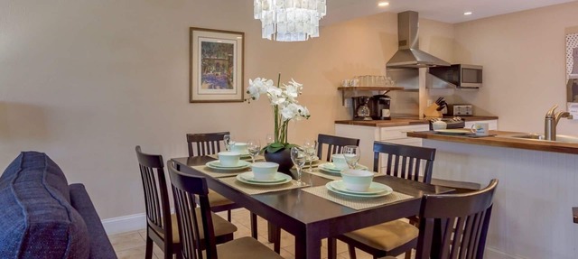 *FOLLOW THE SUN* Ocean Condo/Pool & Tennis + Last Key White Glove Service. in Key West
