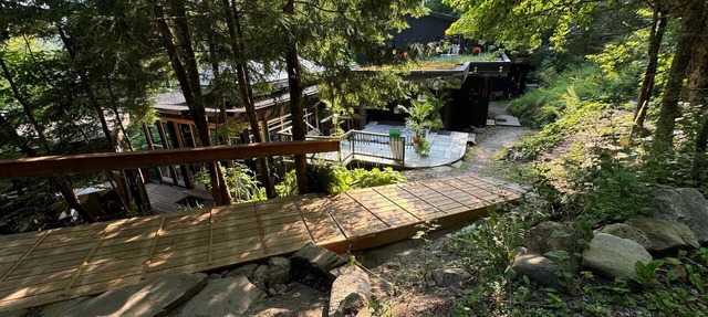Friendly Fires: The Perfect Lakeside Getaway in Val Des Monts