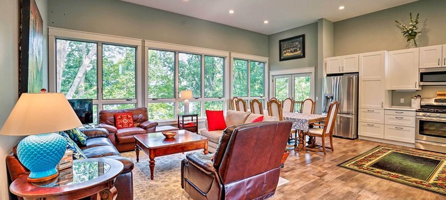 Grand Rapids Area Lakefront House w/Dock in Lowell