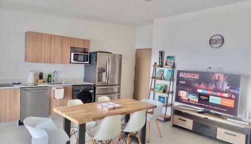 Grettabril JACO BEACH APARTMENT in Jacó