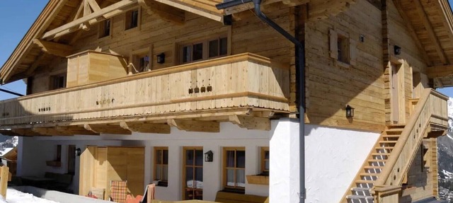 Holiday Home 'Silberleiten' for 14 Persons with Mountain View, Private Terrace and Wi-Fi in Krimml