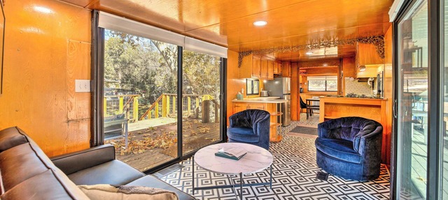 Hot Tub & Deck: Waterfront Escape in Payson! in Payson