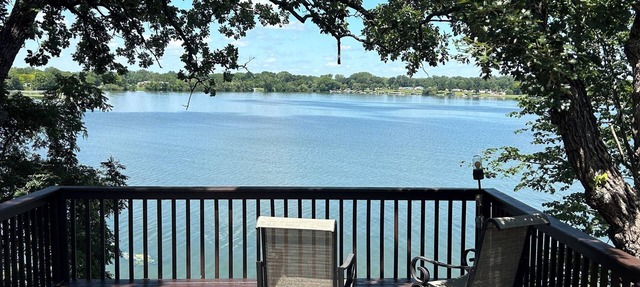 inexpensive lakeside retreat . borders the state bike trail and private dock in Waterville