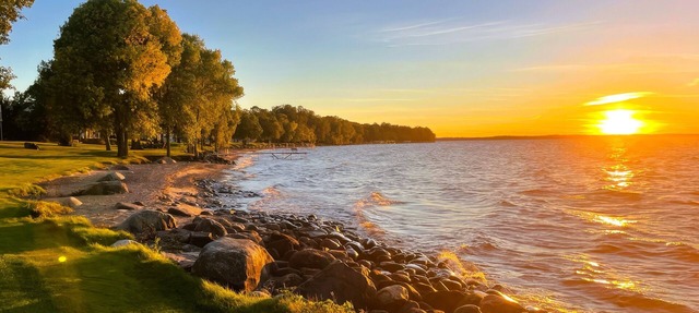 Lakeside Retreat at Izatys - Unit #222 – The Perfect Getaway for All Seasons! in Onamia
