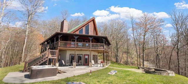 Lookout Lodge in Bryson City