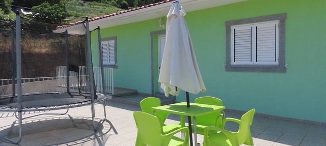 Lovely 3-Bed House in Queimada Ideal for families in Armamar