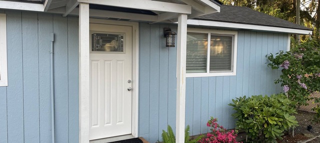 Lovely private guest suite w/hot tub/grill/kitchenette in Eugene