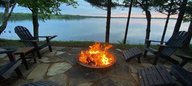 Lucky View Lodge Log Cabin on Big Butternut Lake Luck, WI 3 acre 300ft lakeshore in Luck