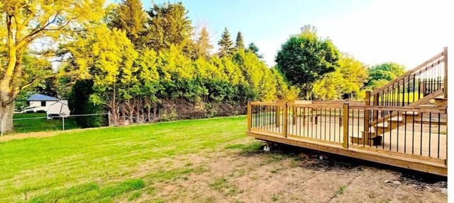Luxurious and Spacious Home in Ilderton