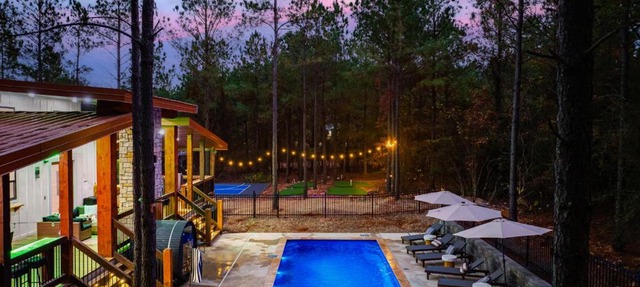 Luxury Broken Bow Cabin - Private Pool, Pickleball , Sauna & Mini Golf - Sleeps 16 in Broken Bow
