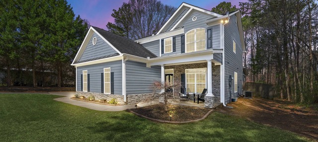 Luxury Home - ATL - No Cleaning Fee! in Austell