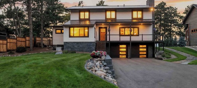 Luxury Lake Hubert Retreat with Private Beach, Sauna, Hot Tub & Stunning Views in Brainerd