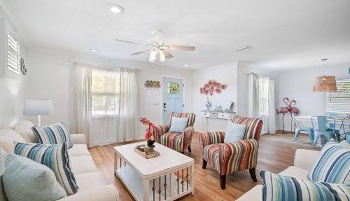 Manatee Cottage in Bradenton