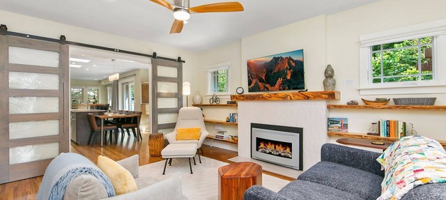 Maple Courtyard | Old Town w/King Suite & Piano in Fort Collins