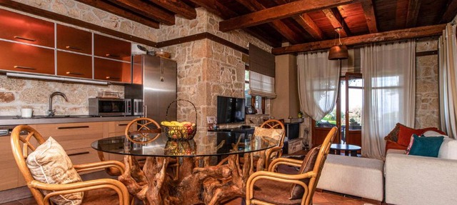 Michaella Cottage in Afitos