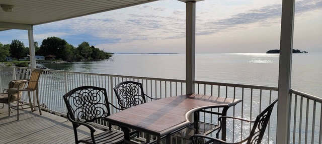 Middle Bass Island-Premium Lakefront Condo with Large Lakefront Covered Patio in Middle Bass Island