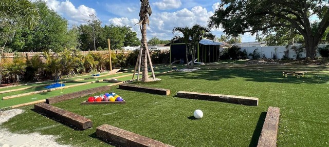 Mini golf course, 1 mile to Universal, Pool in Orlando