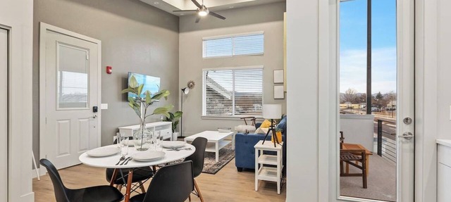 Modern Apartment + Balcony in Fort Collins