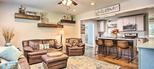 Modern Home w/Yard + Deck, 1 Mi to Clemson U! in Clemson