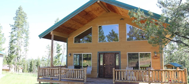 Mountain home at Georgetown Lake in Anaconda