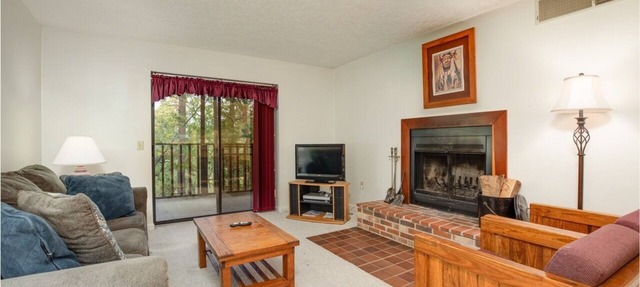 Mountainside Retreat Condo (#2-202) | Ground-level | Quiet & secluded in Basye