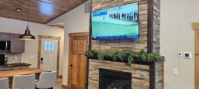 NEW 3-bedroom cabin in beautiful Emily, MN. Located right on the trails! in Emily