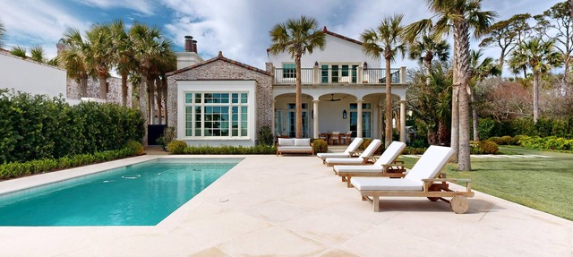New 6 Bedroom Oceanfront Cottage, Luxury Coastal Living Perfect for Families in Sea Island