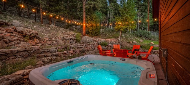 NEW Hot Tub + Arcade + Fire Pit + Mtn Views in Bailey