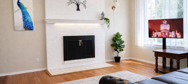 Nice & Cute 4B2B w 2TVs Mid-Term Rental Available in Bothell