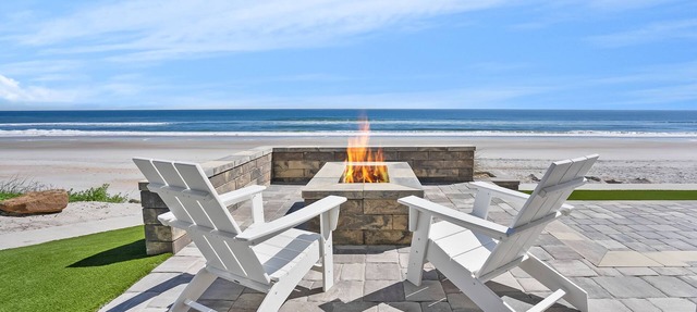 Oceanfront! Secluded Beach - 2 Primary Suites - 15 min to St. Augustine in Ponte Vedra Beach