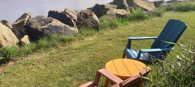 Oceanfront Seacan · Private Beach, Perfect for Two in Upper Cape