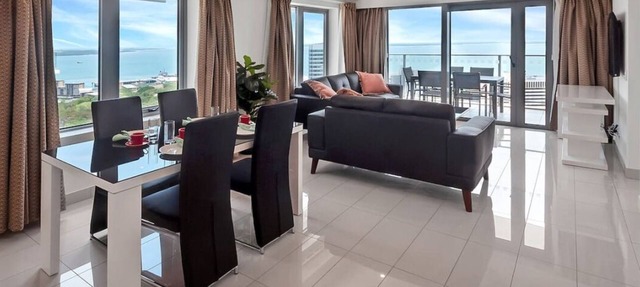 "Padstow" Darwin City Penthouse in Darwin City
