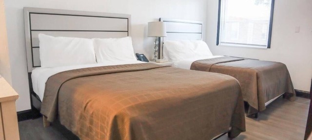 Peaceful Stay near Rockvale Outlets w/Parking Available on Site in Ronks