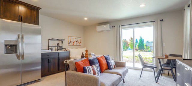 PNW Home Base! Gresham Studio w/ Patio in Gresham