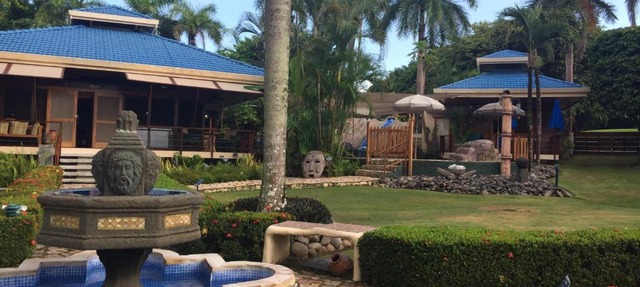 PRIVATE Ocean Estate Tango Mar Resort Tambor 3 dwellings 15 people in Tambor