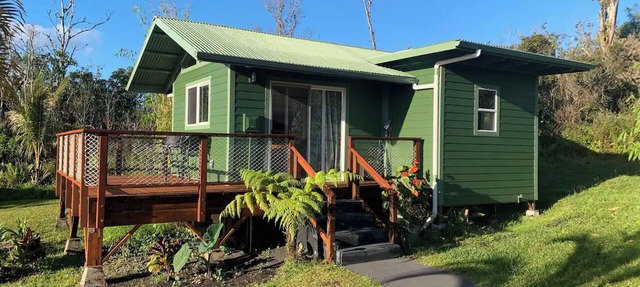 Puna Rainforest Hot Spring Retreat - Green Bamboo Cottage in Pahoa