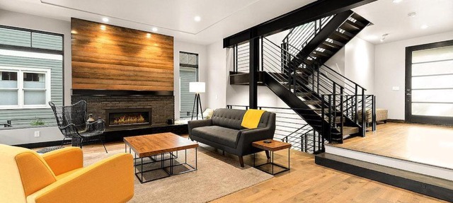 Relaxing in Paradise with Private Rooftop Deck! in Fort Collins