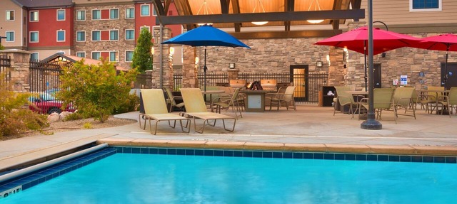 Relaxing Retreat! 1 Bedroom Suite with Access to a Heated Pool & Hot Tub | Free Breakfast Buffet in Midvale