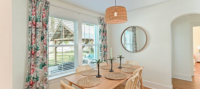 Remodeled home in Historic neighborhood. 20 min.~ AMI/5 min ~downtown Bradenton in BRADENTON