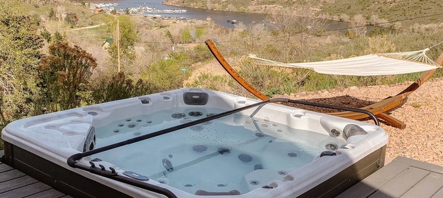 Reservoir Retreat with Hot Tub and Mtn. Views! in Fort Collins