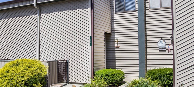 🌄Resort Vacations at Fairfield Glade TN 2 bedroom Condo with Gorgeous Lake Front in Fairfield Glade