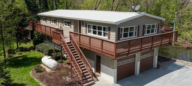 Riverfront Stay |Deck, Views & Outdoor Living in Bird In Hand