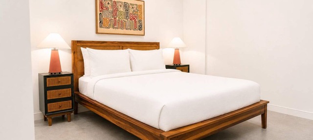 Roami at Century Plaza | High Ceiling | 1BR Loft in Minneapolis