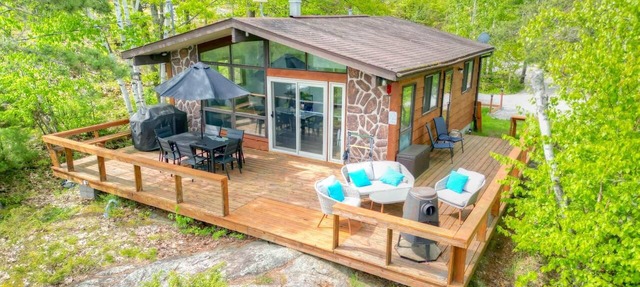 Rock Ridge Cottage | Rideau Ferry in Perth