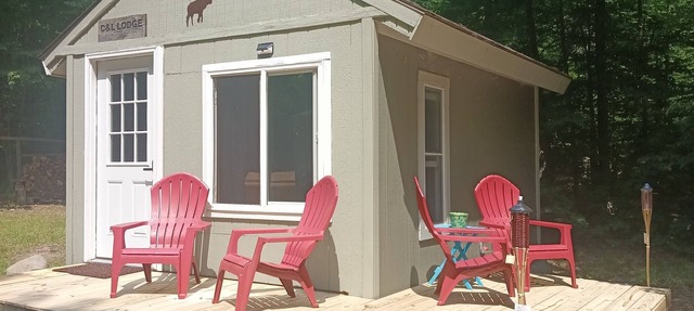 Rustic Cabin on 10 secluded acres in frederic