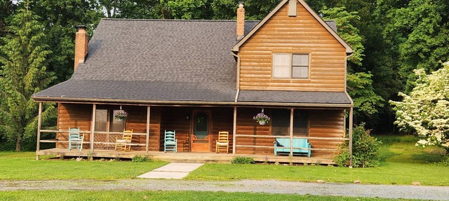 Rustic Retreat Near Codorus Park, Hanover, PA in Hanover